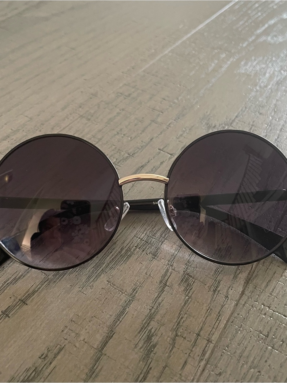 Steve Madden Round Sunglasses